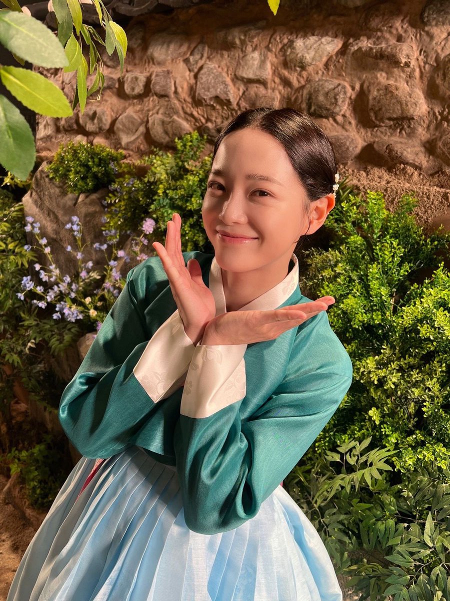 kdrmabuddy's tweet photo. Ramazan Bayramınız mübarek olsun 🍬 
Her günümüzün bayram gibi geçtiği, huzurun ve mutluluğun eksik olmadığı nice güzel günlerimiz olsun 💗🍀 https://t.co/dLgiz9IRmp