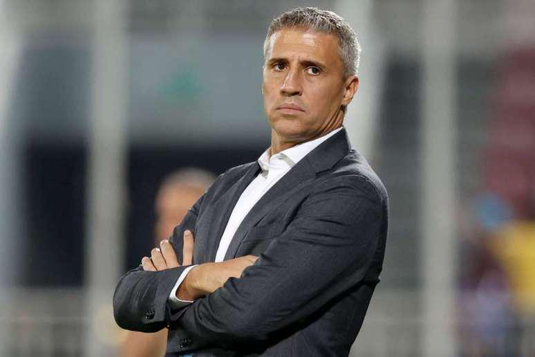 JoseRojasJB's tweet photo. Según me comentan, el nombre que más convence a la comisión directiva de Cerro Porteño para el cargo de entrenador es Hernán Crespo. El argentino cuenta con otras ofertas, por lo que se evaluará en los próximos días si se concreta su incorporación. 

@1912Territorio https://t.co/mkeMZavNXk