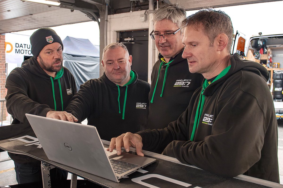 CarlGarnett's tweet photo. Iโm looking forward to getting back on track for my first race action of 2026!
Iโm pleased to be with @Project297R again in their Ginetta for the Britcar season opener at Donington Park.
๐ธ Steve Hindle
#CG19 @TeamTelescope https://t.co/DmJ0fSc9Qg