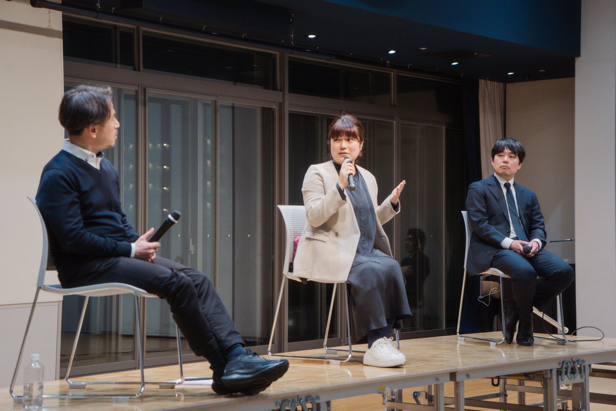 bunenecojp's tweet photo. こないだは「国分寺スタジアム」で、ぶんじエネルギーのお仕事のはっぴょうをしてきたよ！

ぼくはなかまががんばってお話ししてるのをおうえんしてだんだ。みんなにもぼくたちがやりたいことがつたわってるとうれしいな。 https://t.co/SSTVdVMIeX