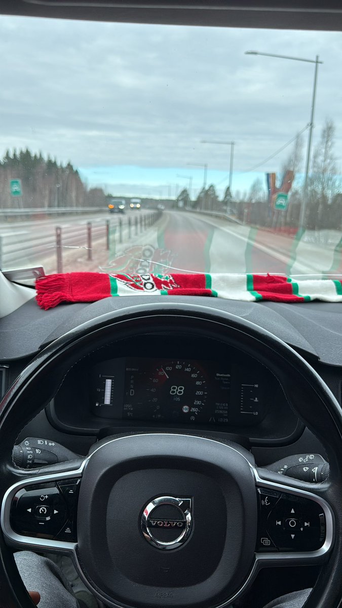 Andreas Härdin tweet media