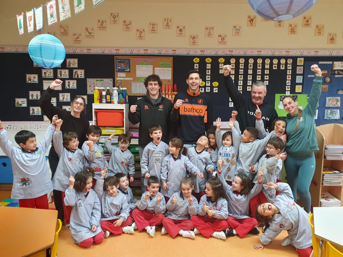 Bathco Balonmano Torrelavega tweet media