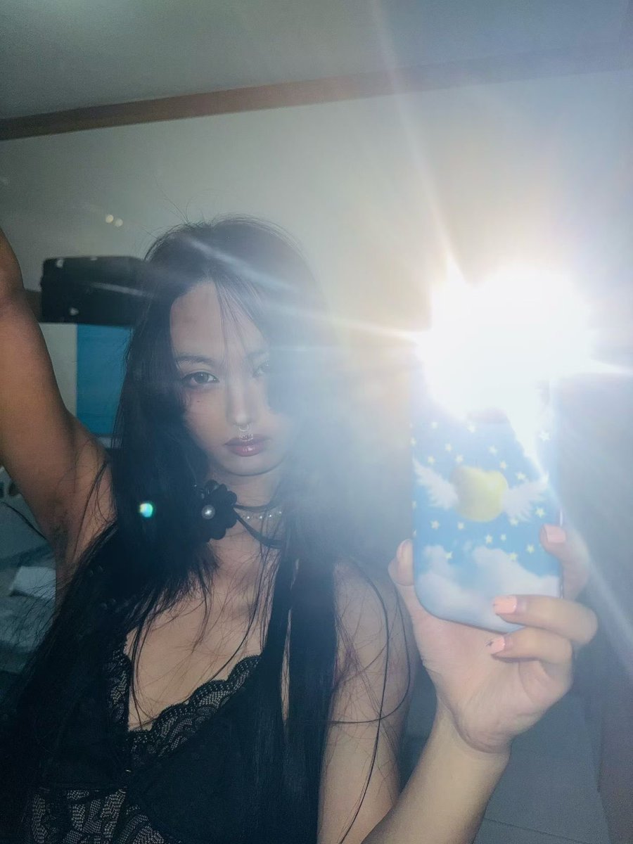 抽纸小隶 tweet media