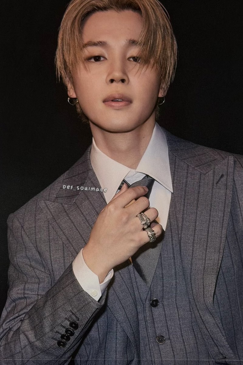 retired vminist tweet media