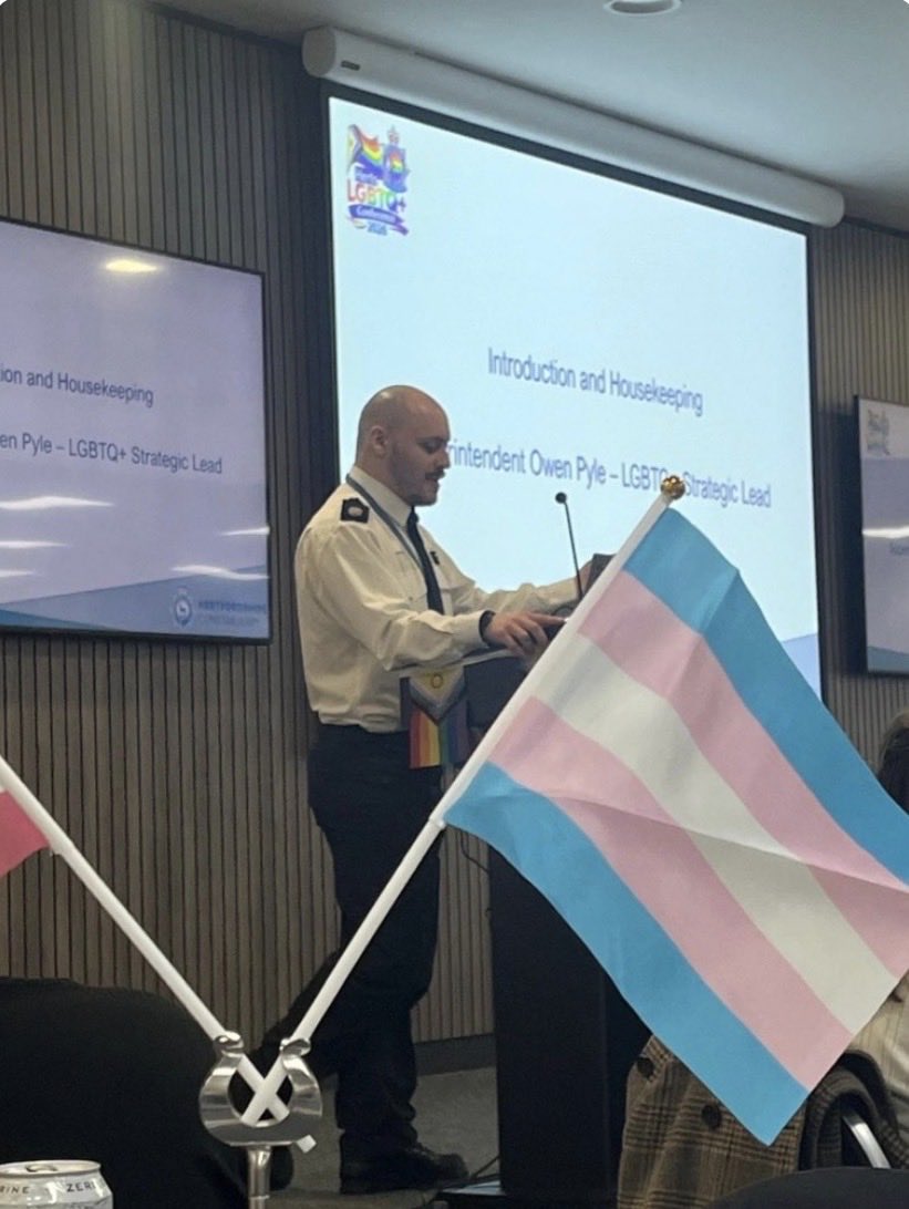 WeAreFairCop tweet media