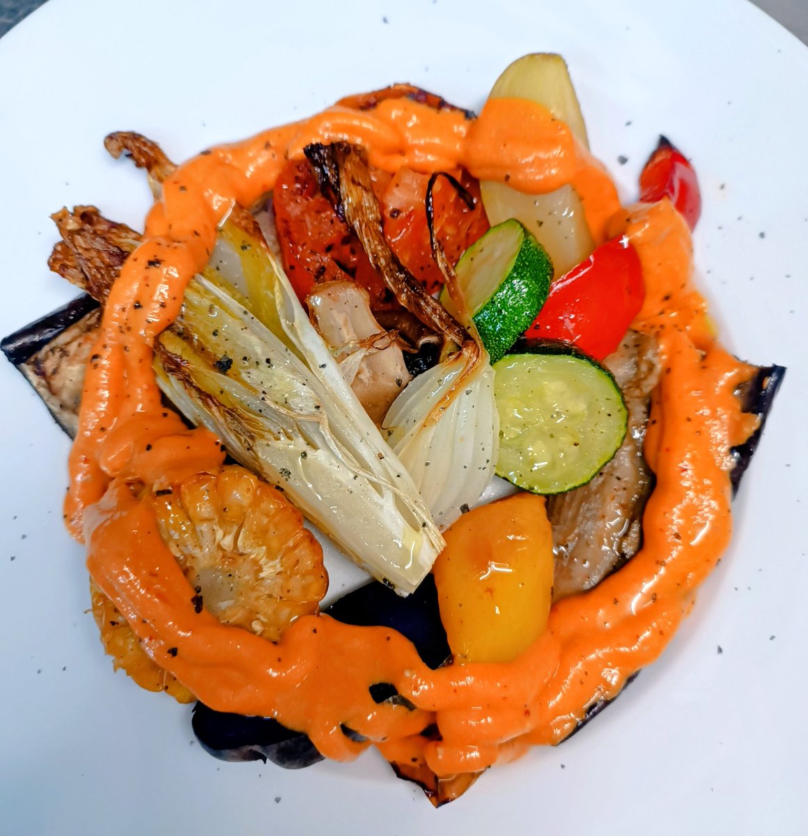 Sadoll Restaurant tweet media