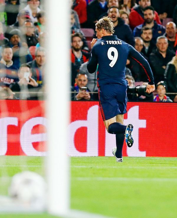 IvaanBlanco26's tweet photo. Hoy Fernando Torres cumple 42 años.

Pero para nosotros siempre seguirá siendo "El niño". https://t.co/JGmOdd9TmL