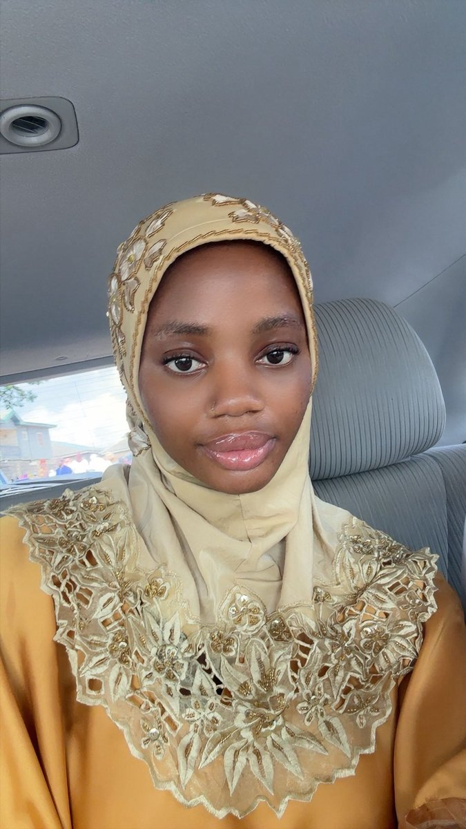 zee🌸💕 tweet media