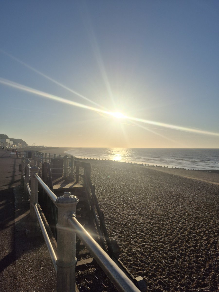 Chris "Team Leonie" Cooper tweet media