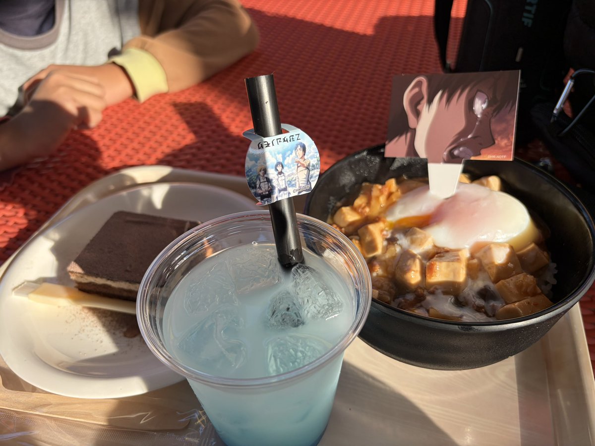 Of98Jq's tweet photo. わくわく♡今からナイトウォーク😆 https://t.co/2HtvKnsvFu