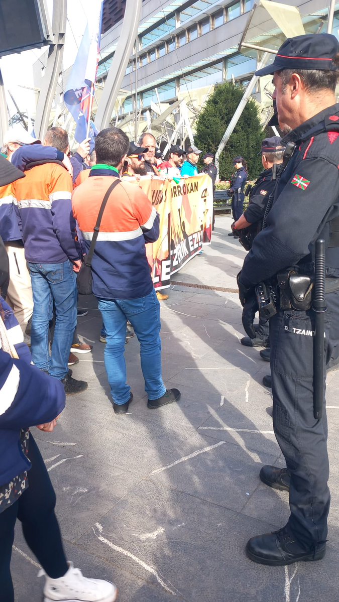 CNT Sindikatua tweet media