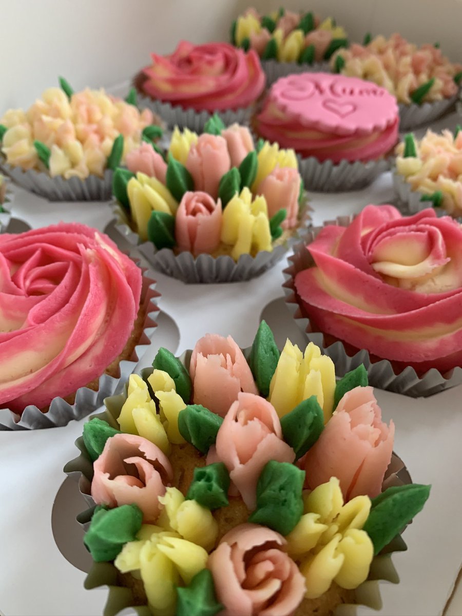 Poppy's Cupcakes tweet media