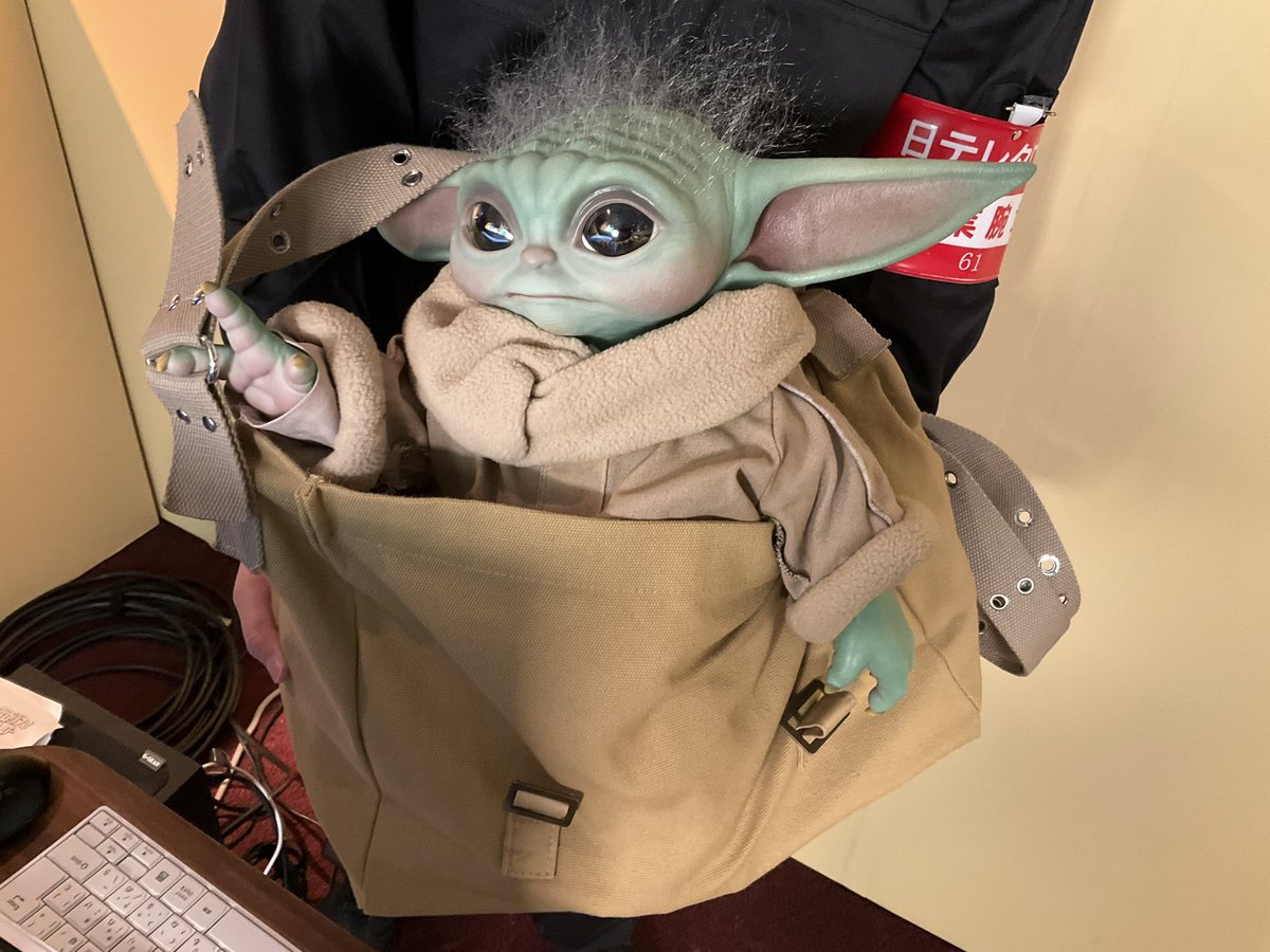 帰ってきたスター・ウォーズ展」では、キャリーバッグに入った