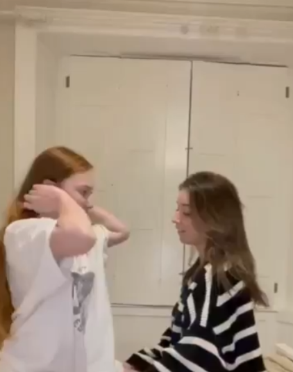 NataliaFanfics tweet media