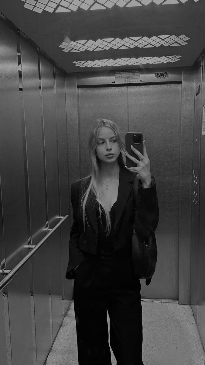 sashasparks2005 tweet media