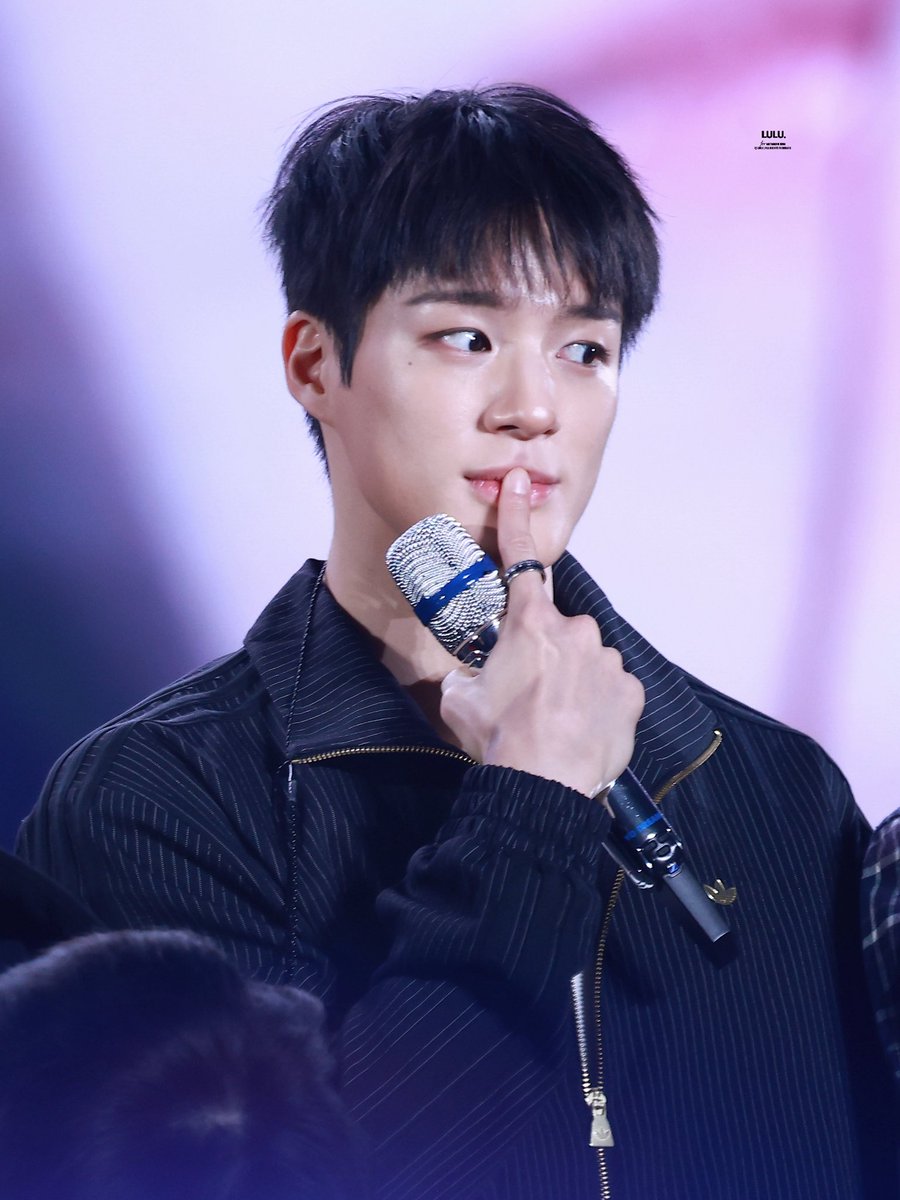 루루 tweet media