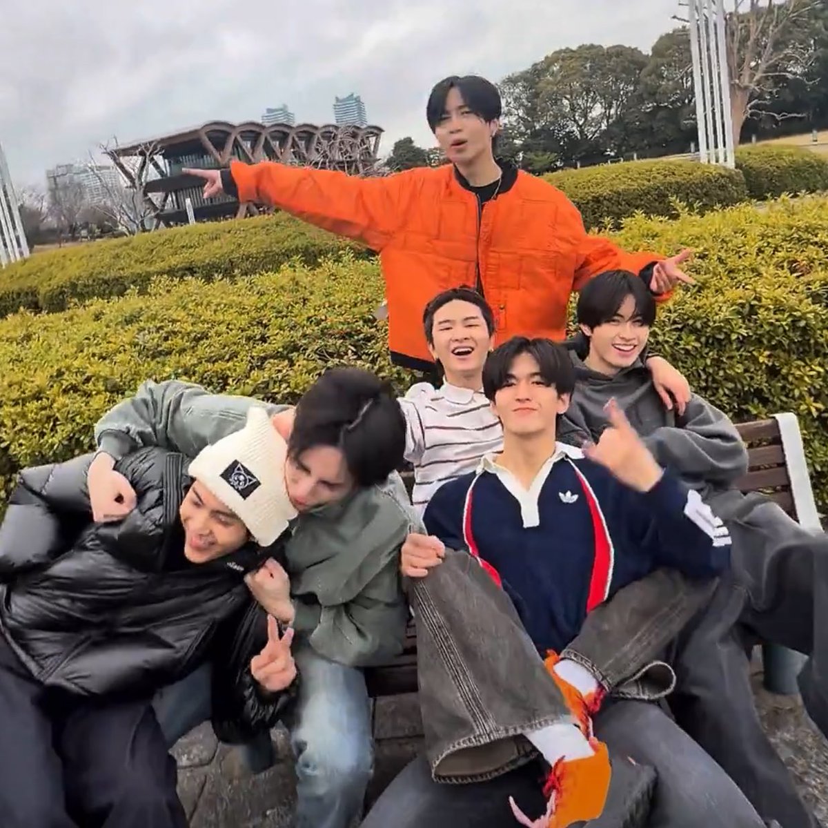 hey! — 2 ✨🌙 tweet media
