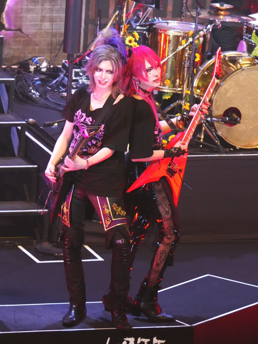 キリハラ tweet media