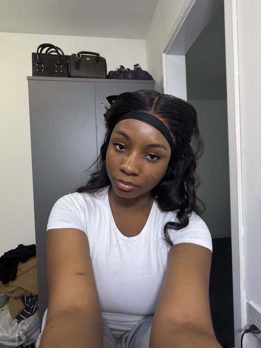 Ms.Ebun. tweet media