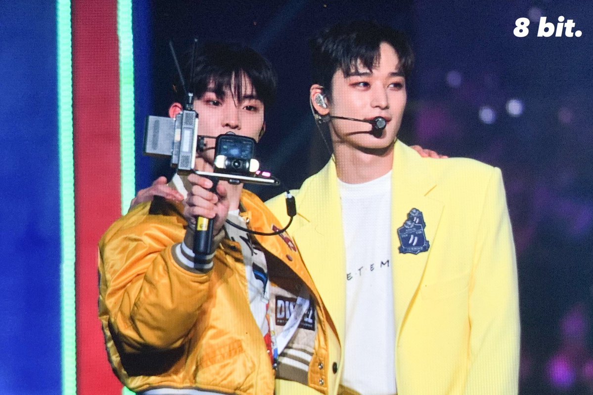 no context jq tweet media