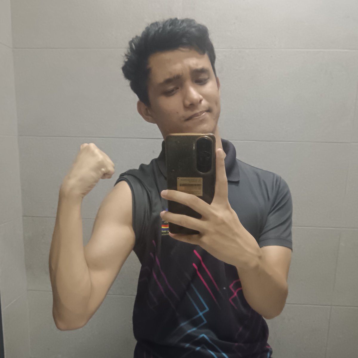 momorail (rank 1 tft set 17) tweet media