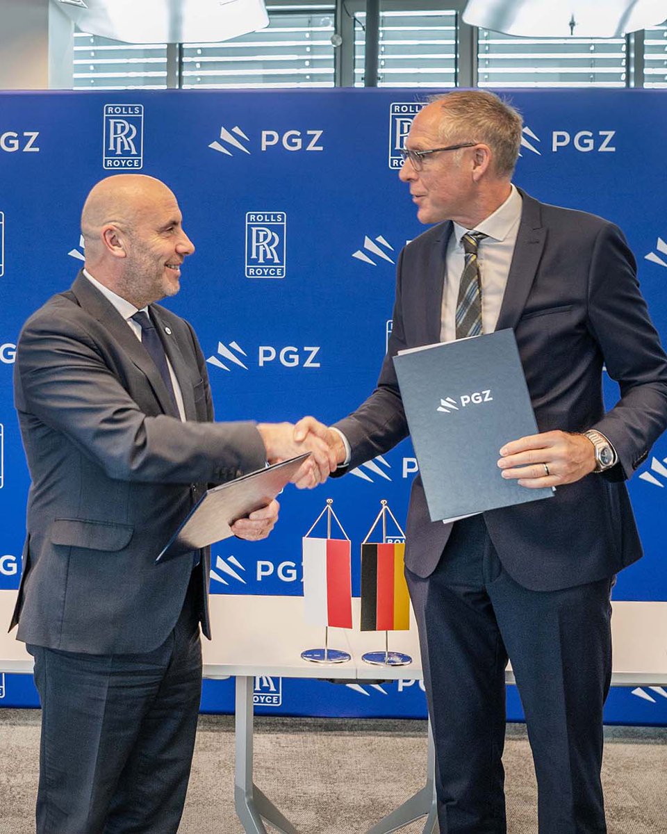 Rolls-Royce tweet media