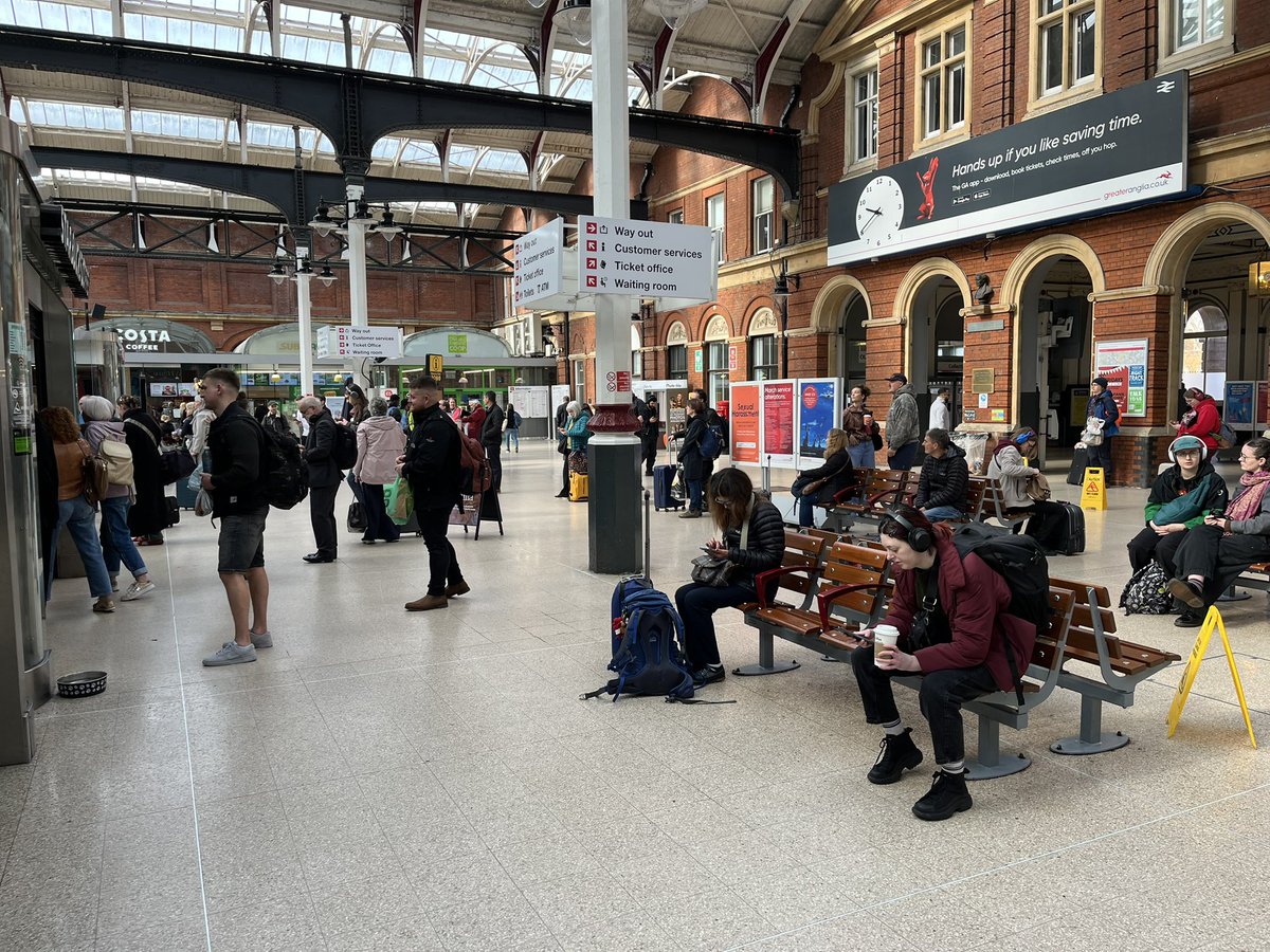 Dave Hook tweet media