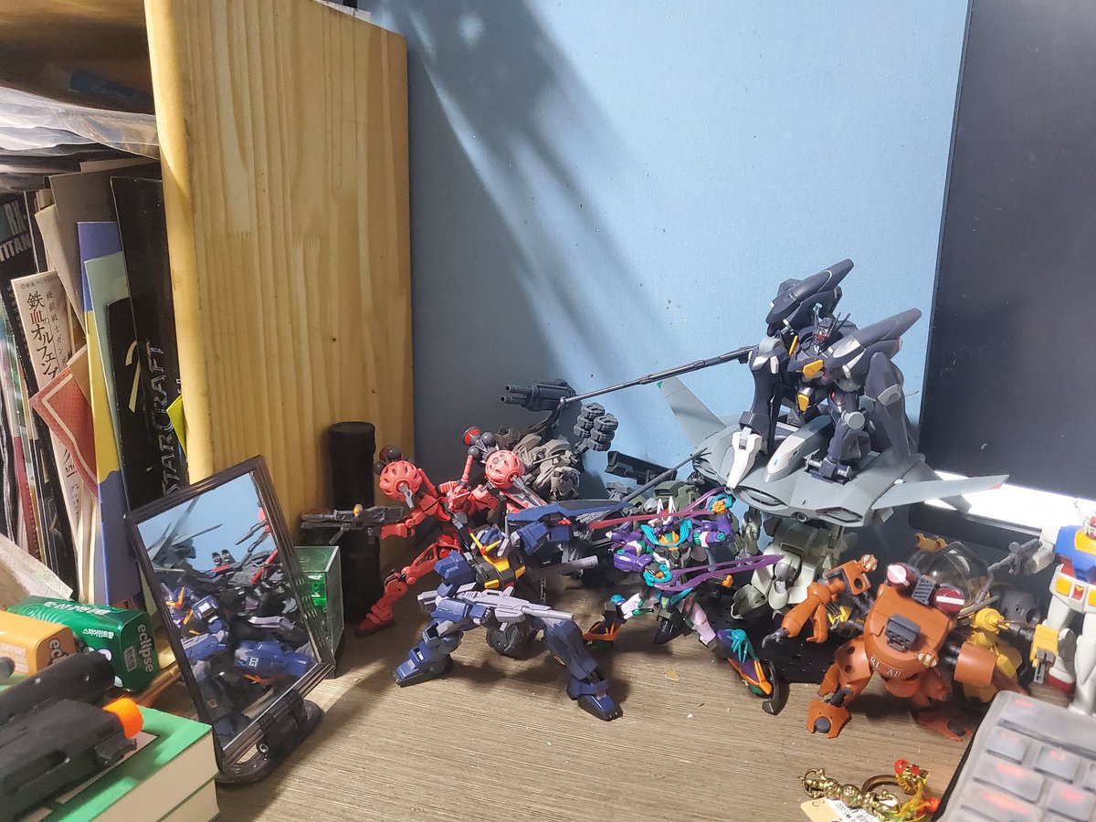 Sevi 'Black Aonbharr' Pteryx tweet media