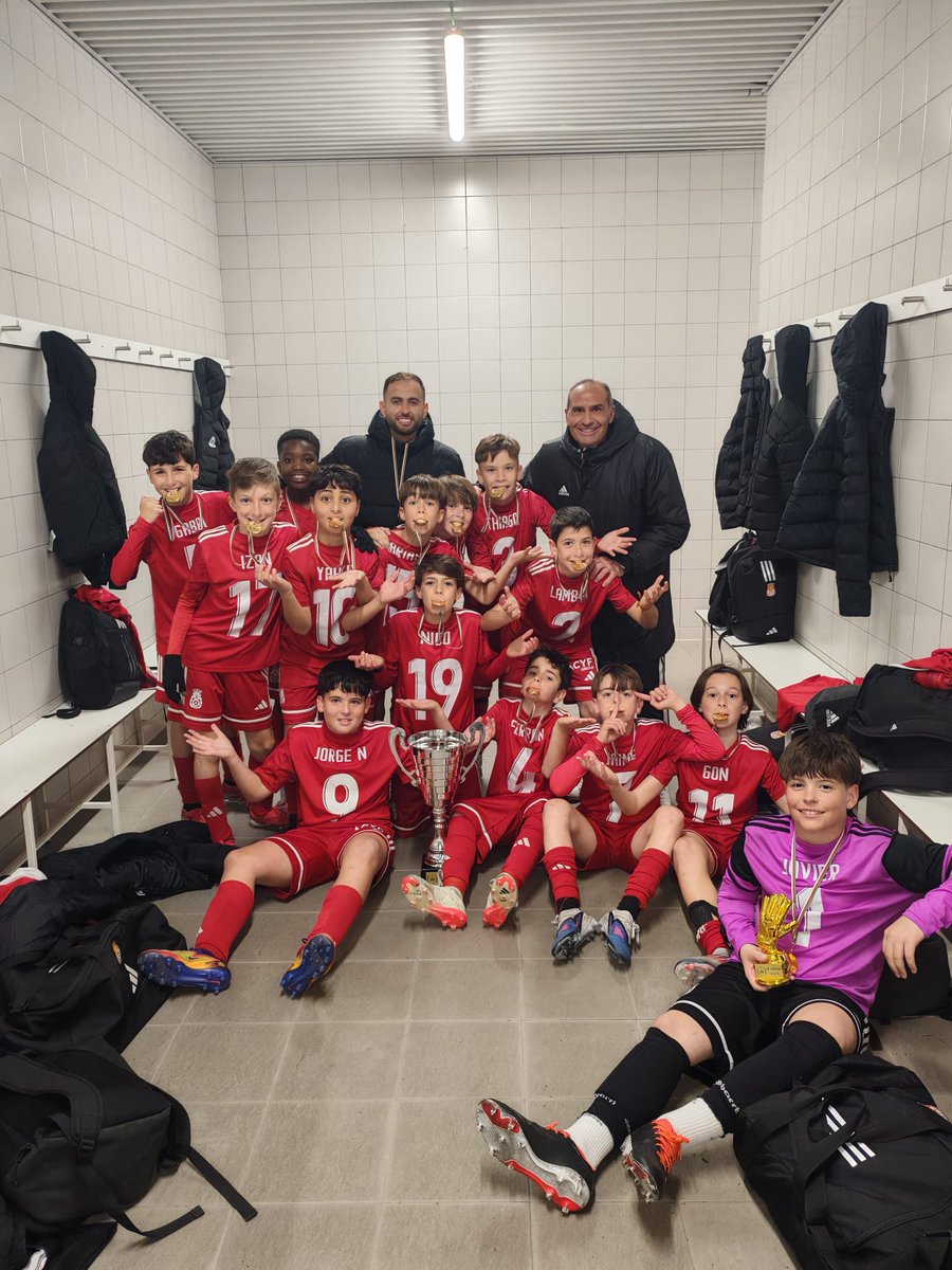 UD Amistad tweet media