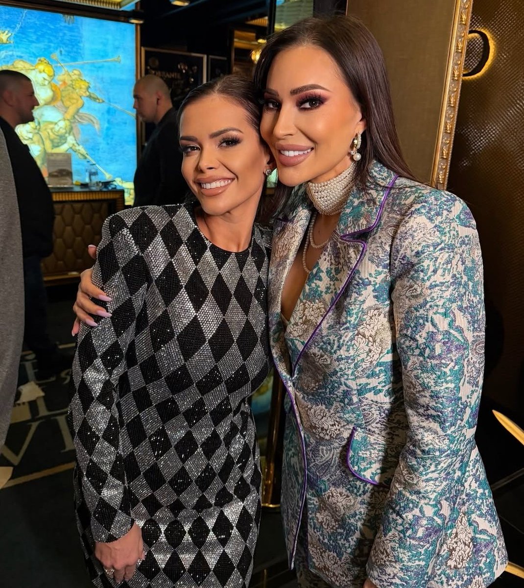 Ceca Press tweet media