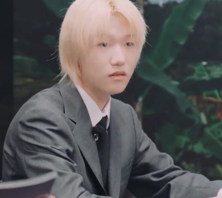 sham 🌌 tweet media