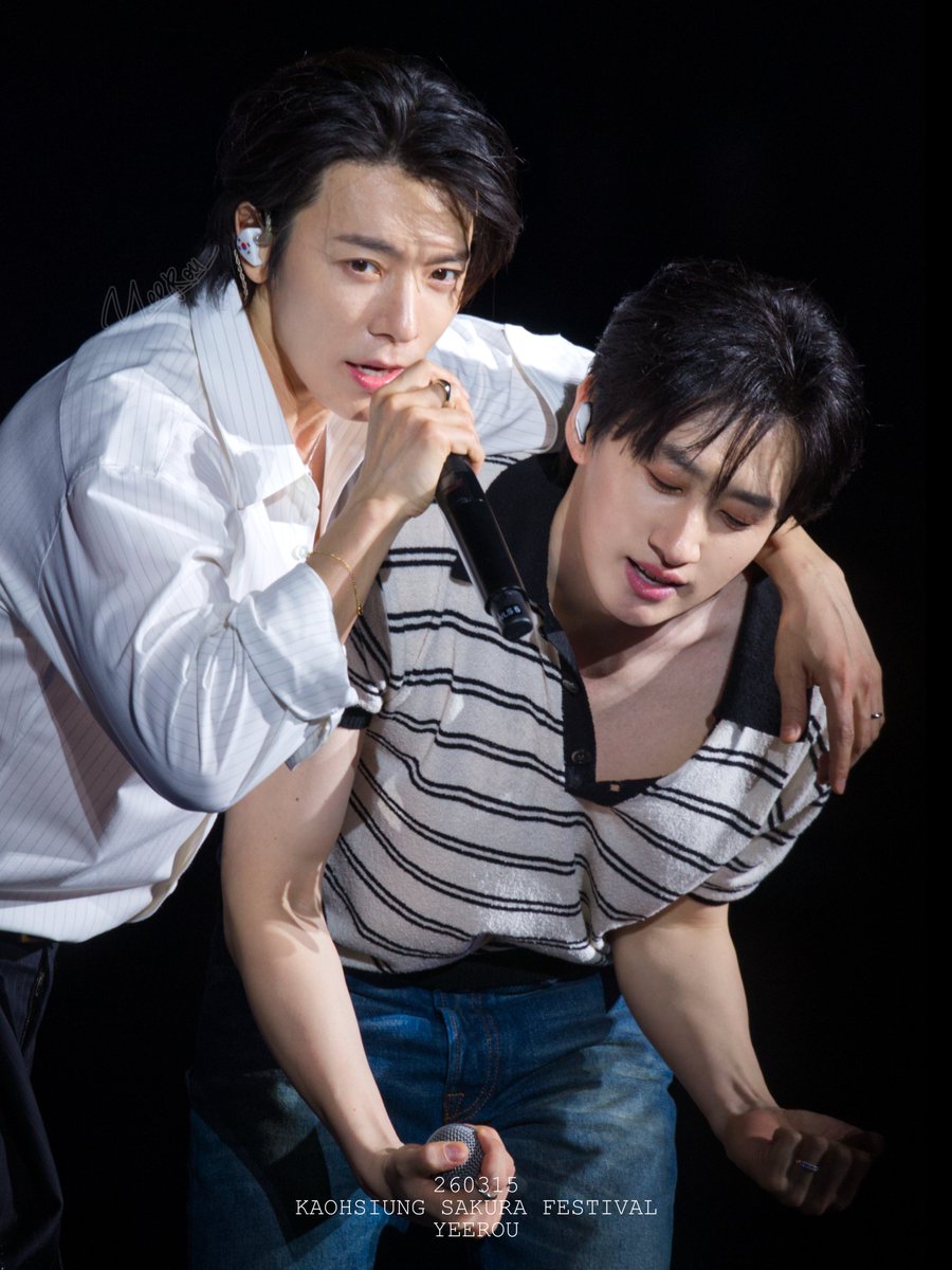 YEEROU💙 tweet media