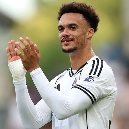 Stretford End tweet media