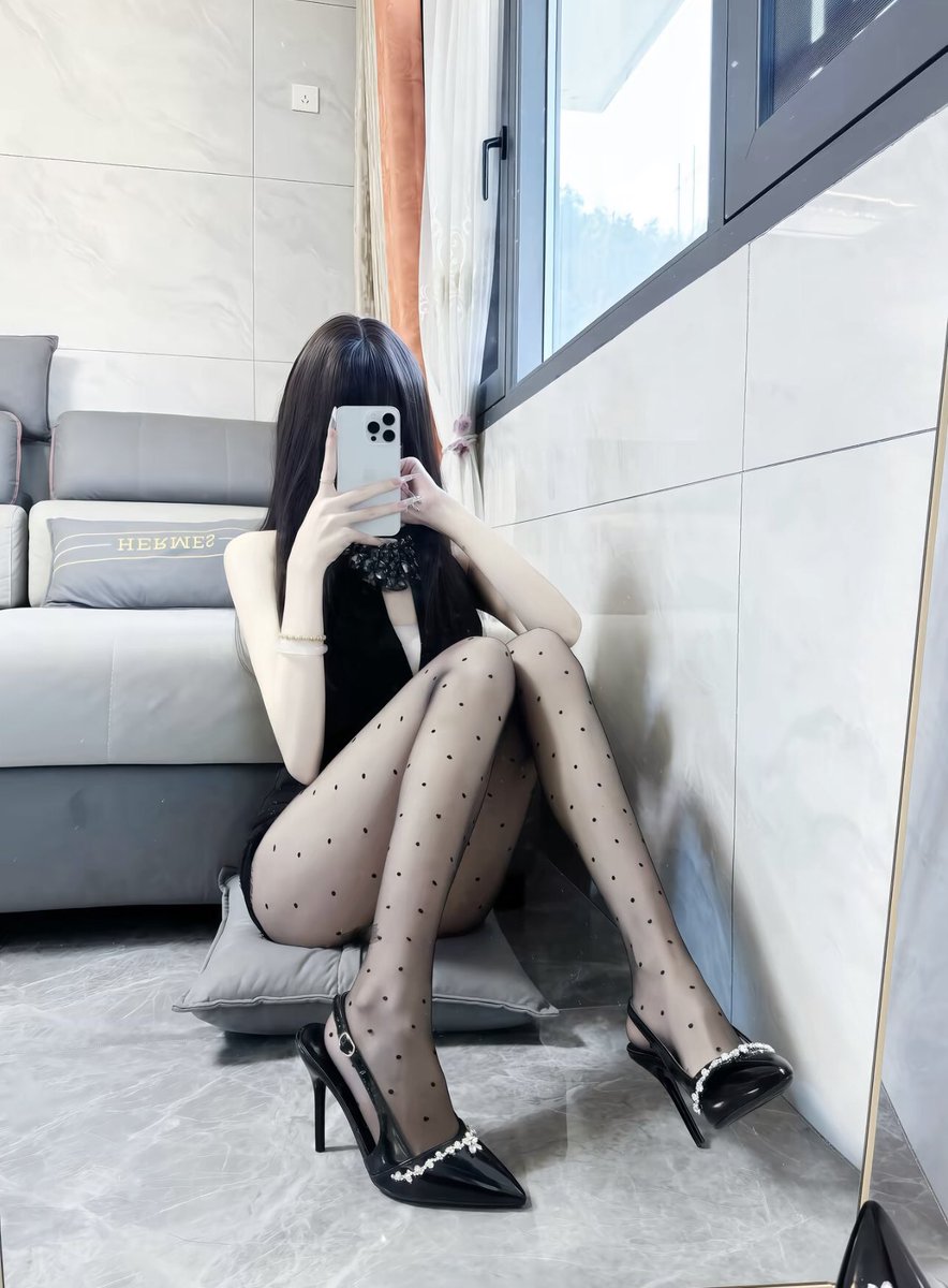 Cxy222222's tweet photo. 妹妹随时有时间，需要的哥哥主页找我。
每周有抽取一人免费快餐活动，不定送小sp。先点赞，在关注，然后点主页加我。 https://t.co/n6AGZKeFMb