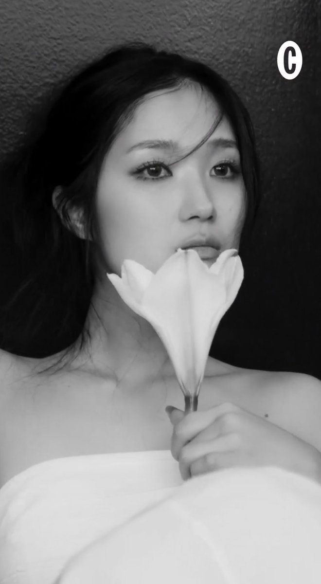 0304inlove's tweet photo. GURLLLL ๐ญ๐ซ
#๊นํ์ค #KimHyeyoon #์ฝ์ค๋ชจํด๋ฆฌํ #์ฝ์ค๋ชจX๊นํ์ค #์ด๋ชฉ์ง #Mamel https://t.co/1K2plZPQri