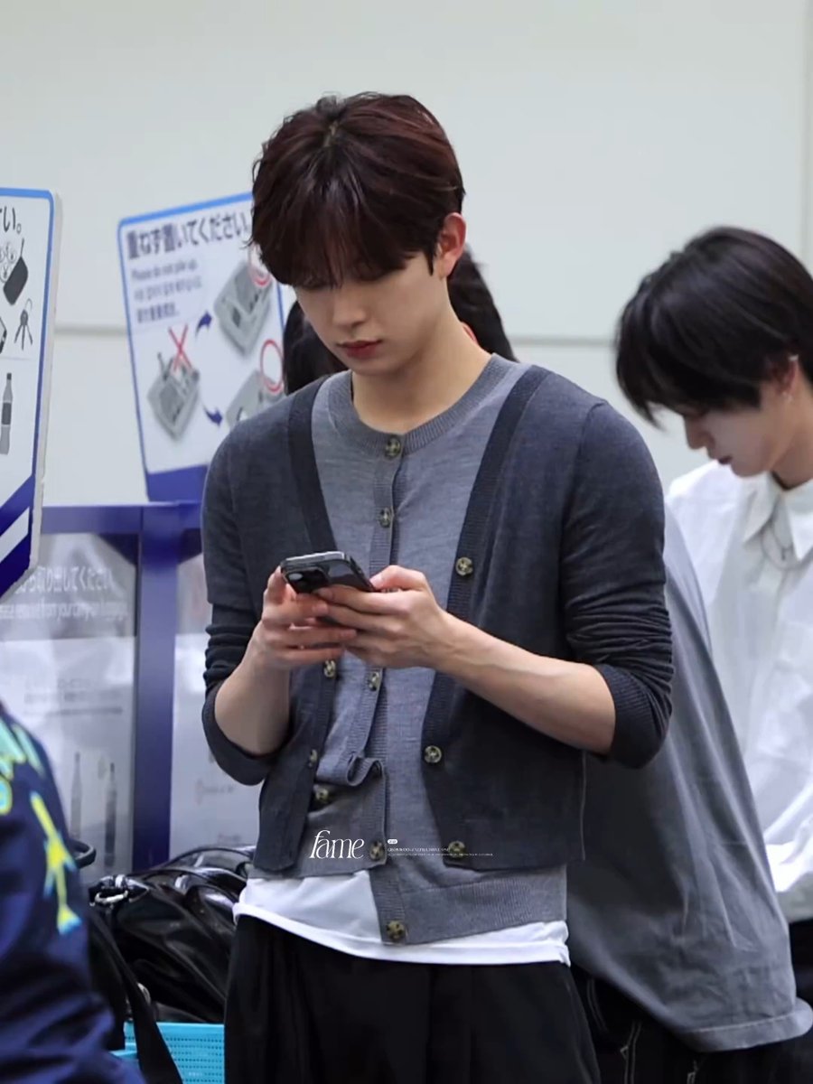 shu...୨ৎ tweet media