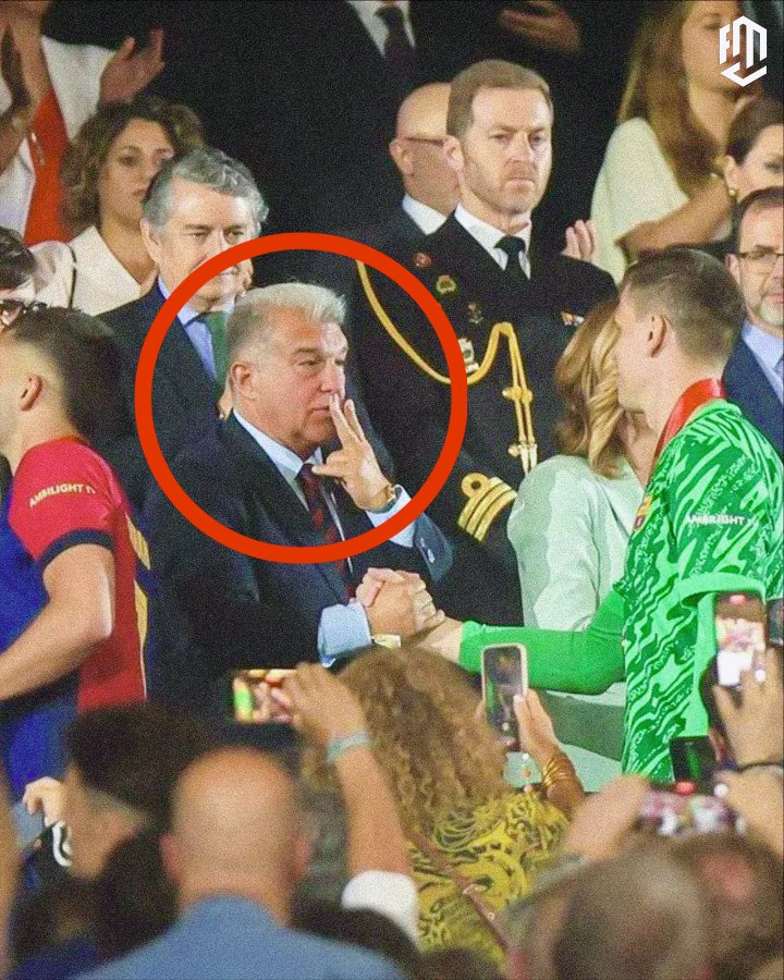 Out Of Context Football tweet media