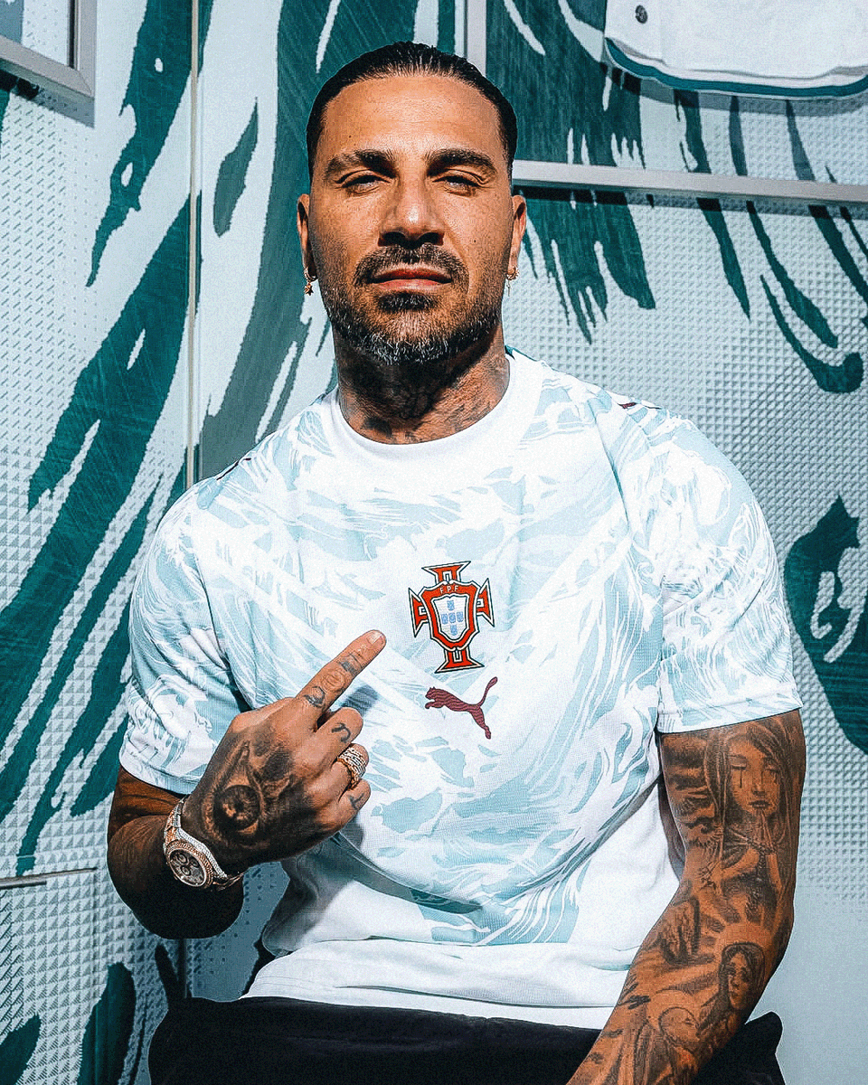 ActuFoot_'s tweet photo. 🚨 OFFICIEL ! 𝗣𝗨𝗠𝗔 𝗗𝗘́𝗩𝗢𝗜𝗟𝗘 𝗟𝗘 𝗡𝗢𝗨𝗩𝗘𝗔𝗨 𝗠𝗔𝗜𝗟𝗟𝗢𝗧 𝗘𝗫𝗧𝗘́𝗥𝗜𝗘𝗨𝗥 𝗗𝗨 𝗣𝗢𝗥𝗧𝗨𝗚𝗔𝗟. 🇵🇹🌊 https://t.co/RmV8wOzQ6J