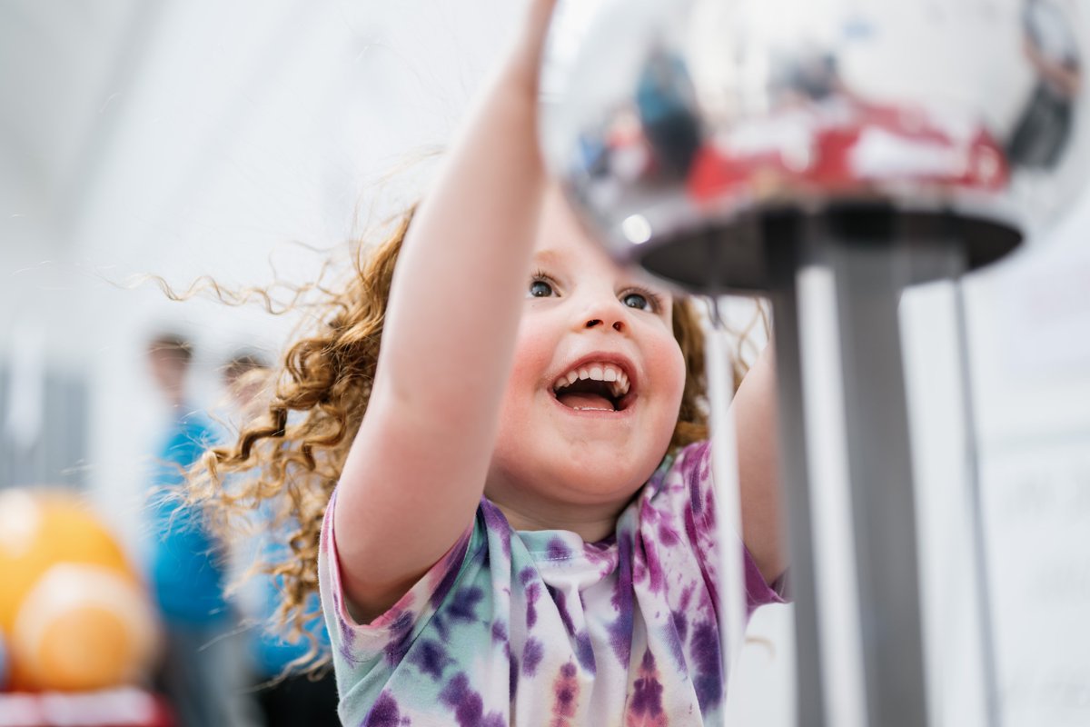 lancs_events's tweet photo. @lancasteruni's Campus in the City is back! Join us at @MoreMusic1 on 10 April for a fun filled day of free, hands‑on activities for families. Full programme available on our website https://t.co/vnqPT02Koj https://t.co/aqjd1q3ic5