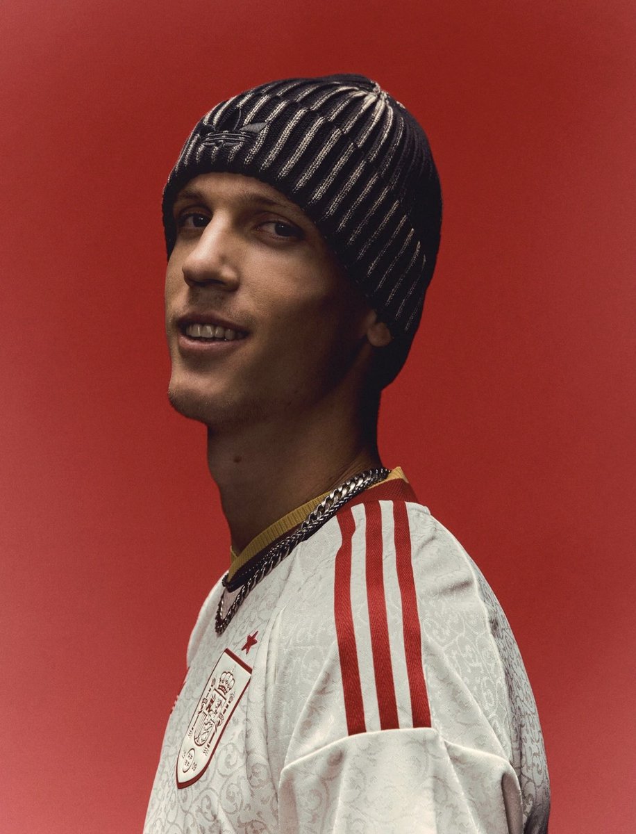 (fan) Aʟʙᴇʀᴛo tweet media