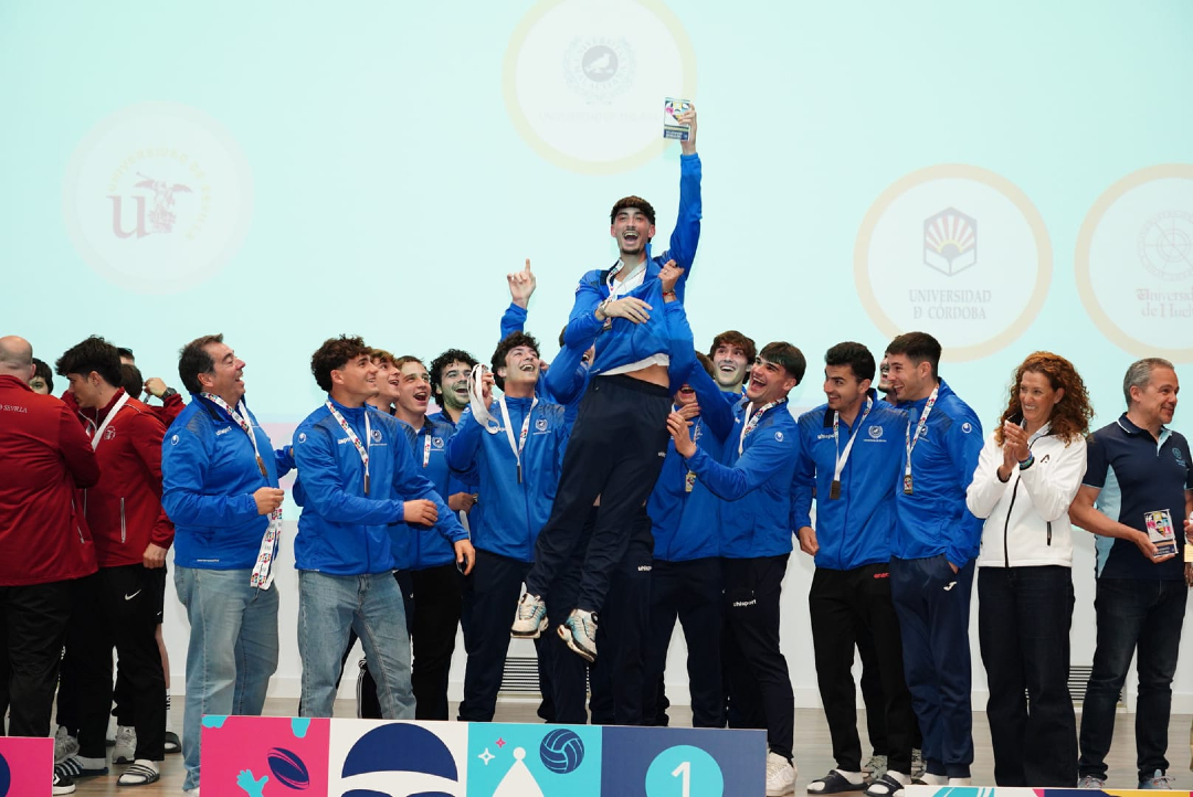 Universidad de Málaga tweet media