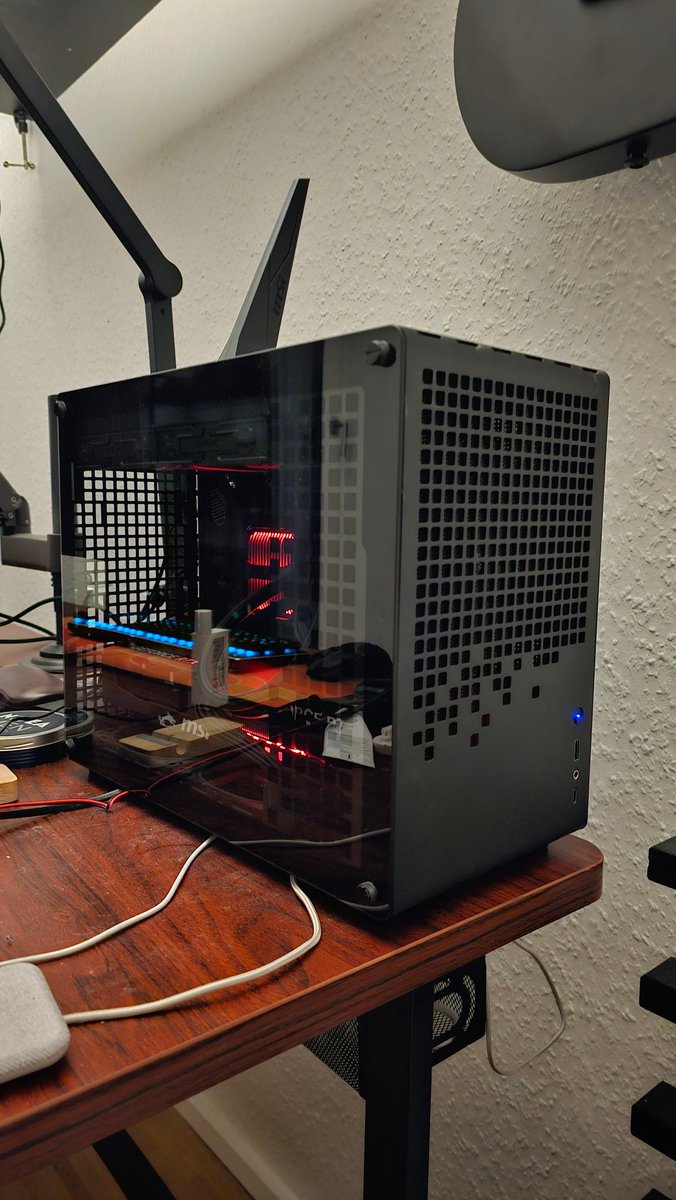 Антон Авдусин @ tweet media