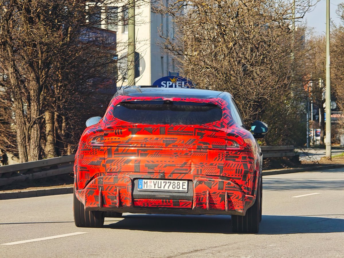 ChinaEV Home tweet media