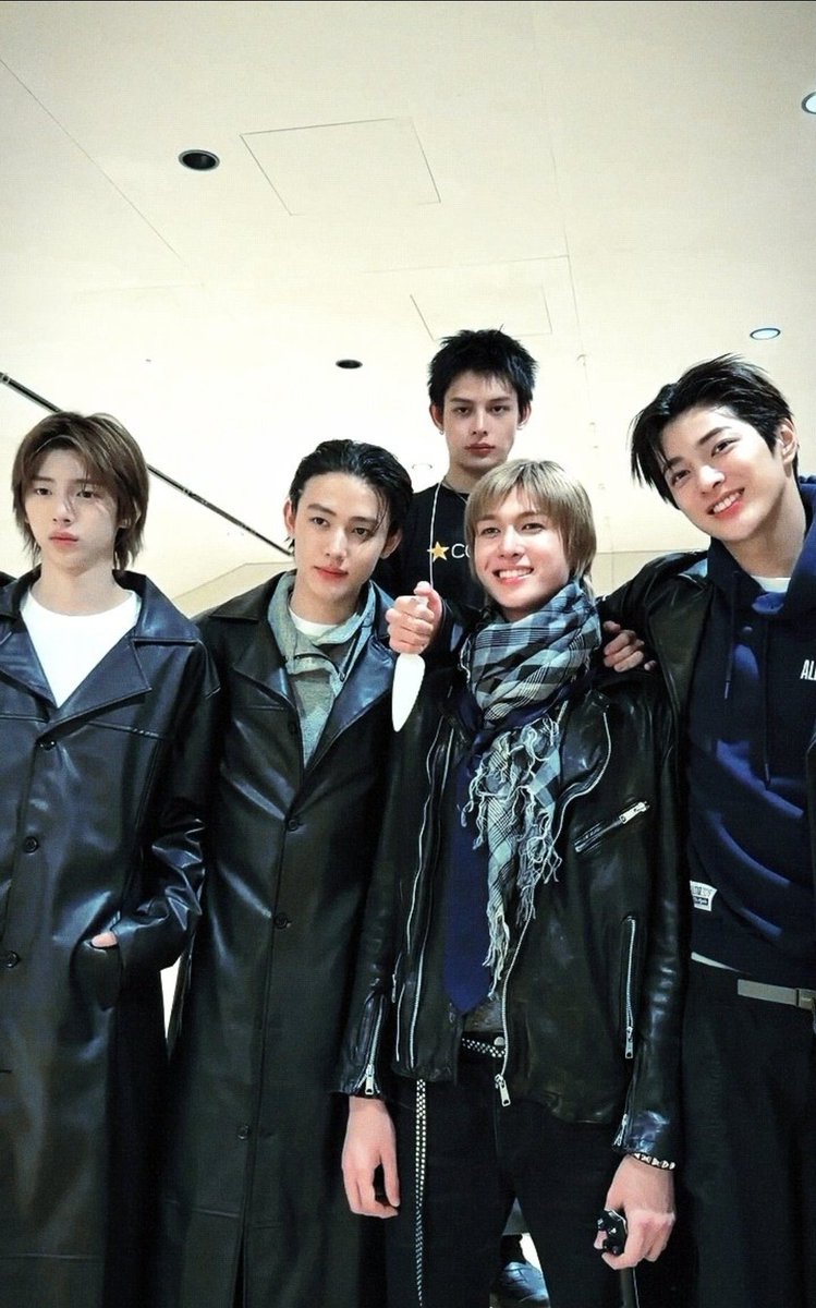 miwna ˚.🌷༘⋆ tweet media