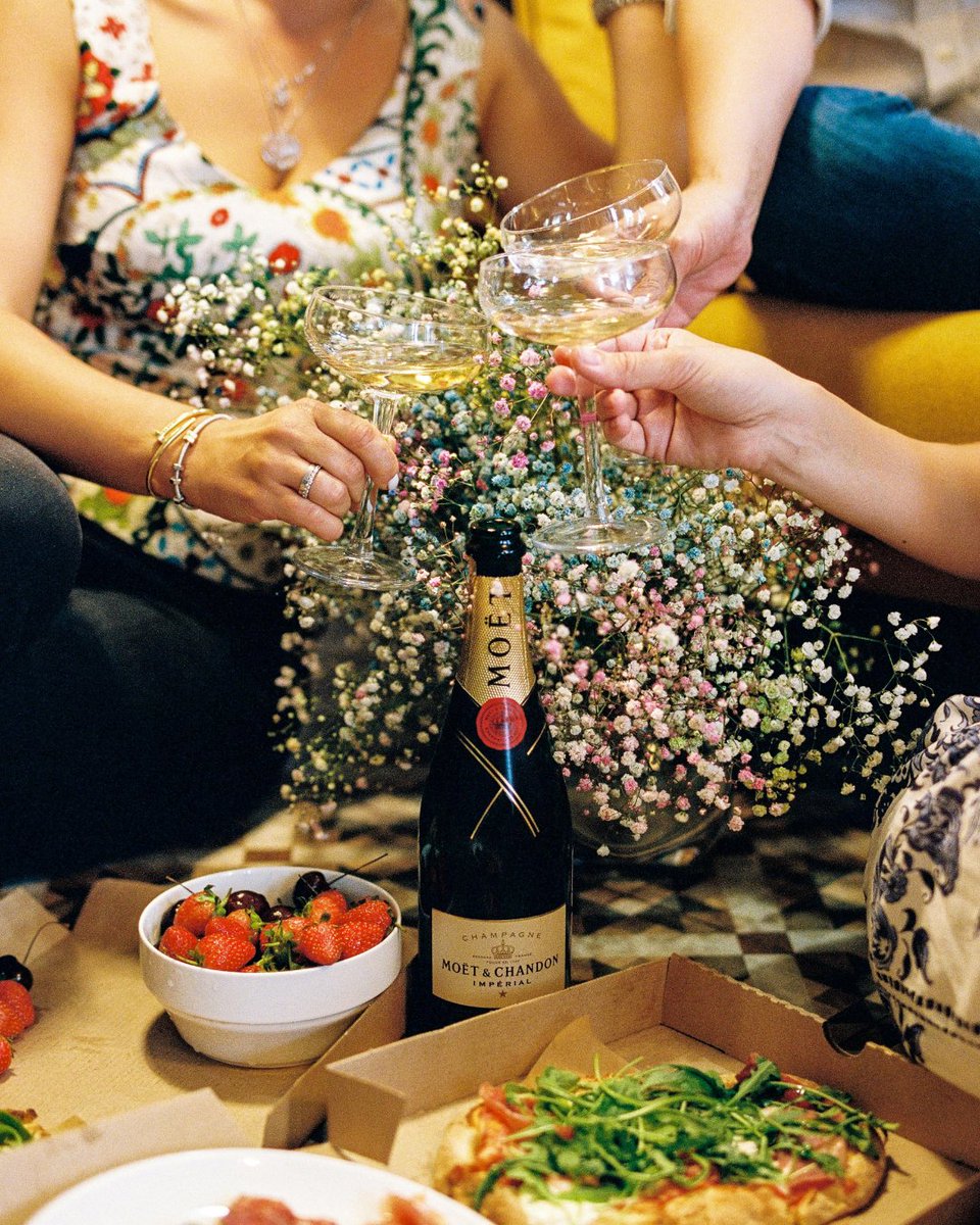 winedirect_uk tweet media