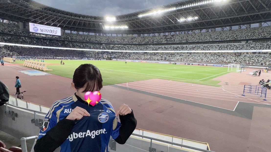 れいな tweet media