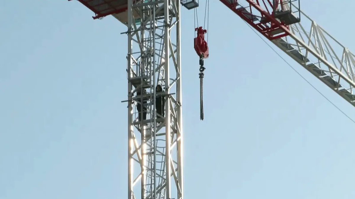 SIRÈNES tweet media