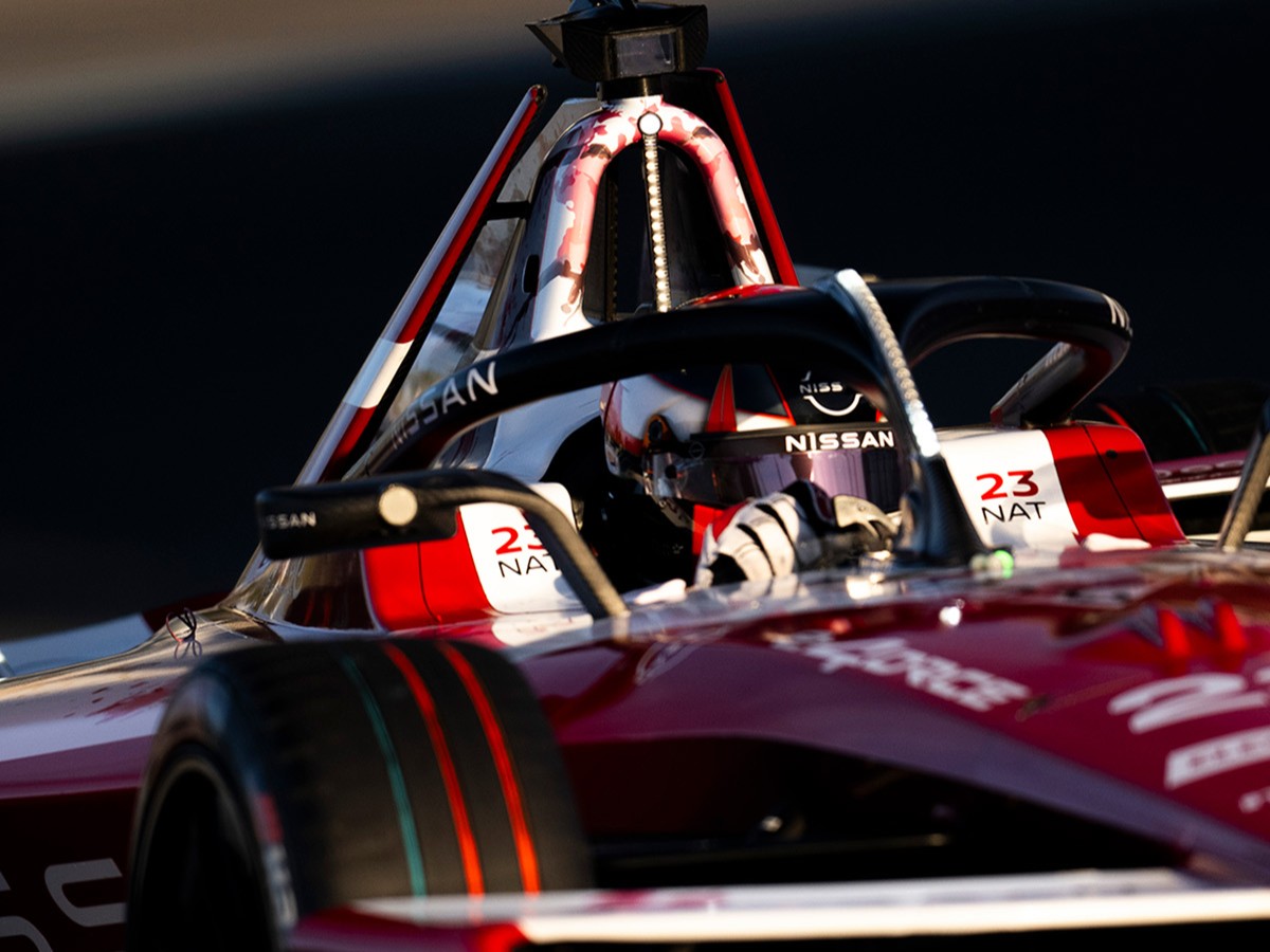 ShellMotorsportTeam tweet media