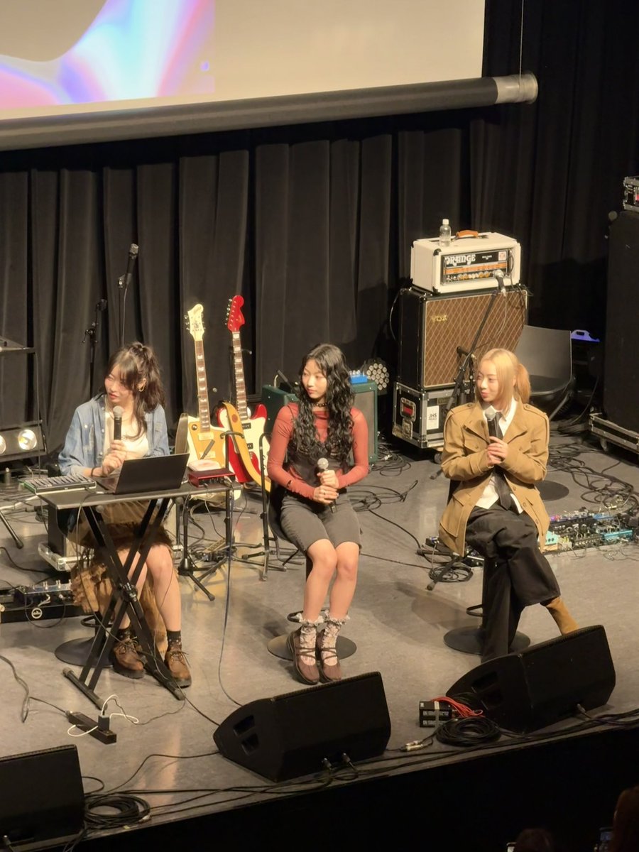 Ettone_official's tweet image. 〚  PHOTO📸  〛

🫟KENDRIX EXPERIENCE 2026🫟
@kendrixmedia 

ALYSAさんのステージに
#mirano と #pia が
参加させていただきました💬✨

本日お話させていただいた
Ettone『東京劇場』､ぜひ聞いてください！

#Ettone #東京劇場 #kx2026