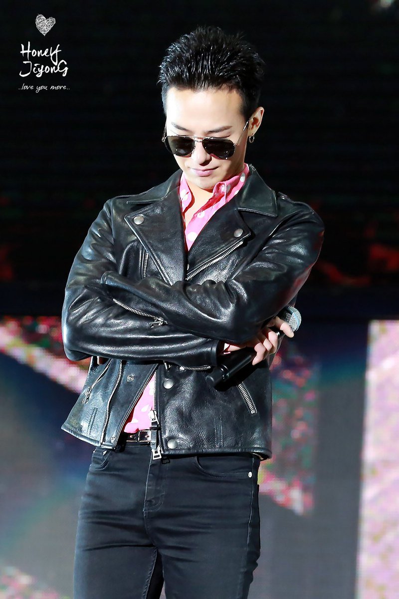 허니지용♡ tweet media